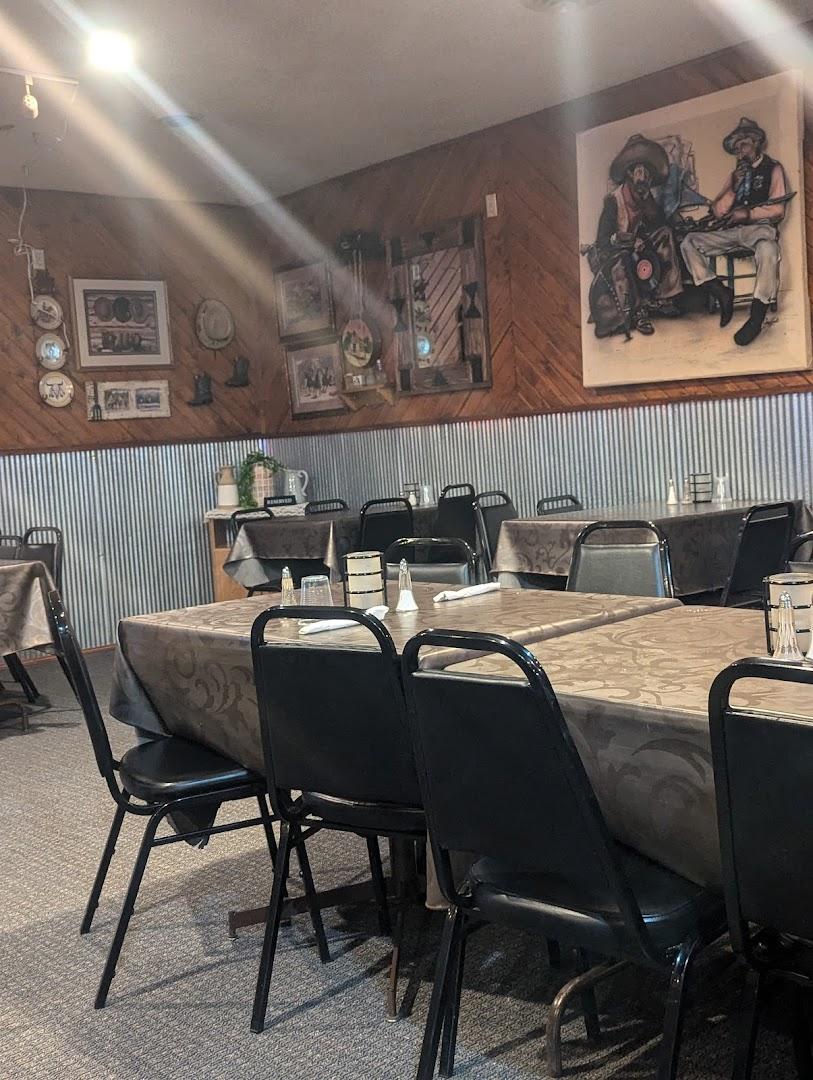 Two Spurs Steakhouse & Lounge